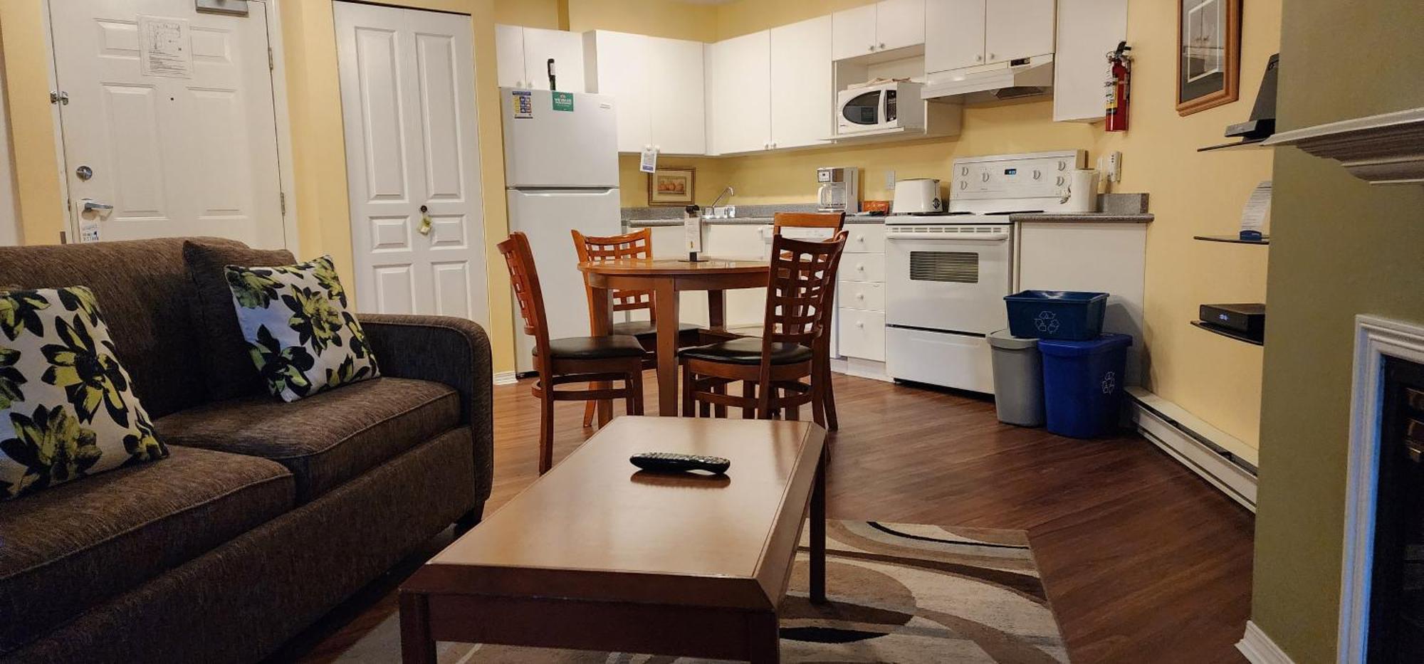 Times Square Suites Hotel Vancouver Dış mekan fotoğraf
