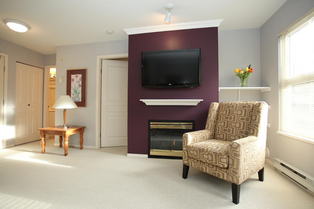 Times Square Suites Hotel Vancouver Dış mekan fotoğraf